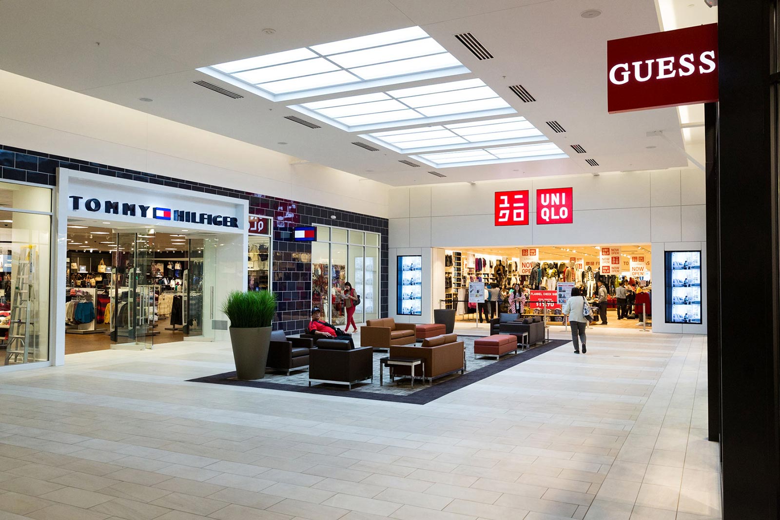 Gallery - Retail - Great Mall | Cooledge Lighting